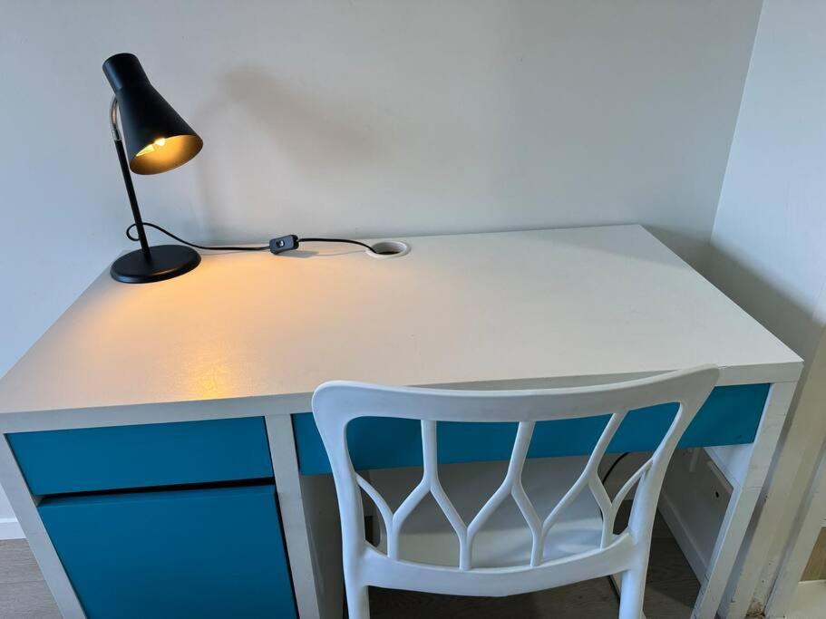 Immaculate 3 Bd 2 Bth Apartment -Free Carpark & Pool Auckland Exterior photo
