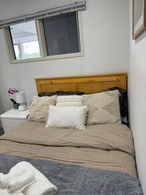 Immaculate 3 Bd 2 Bth Apartment -Free Carpark & Pool Auckland Exterior photo